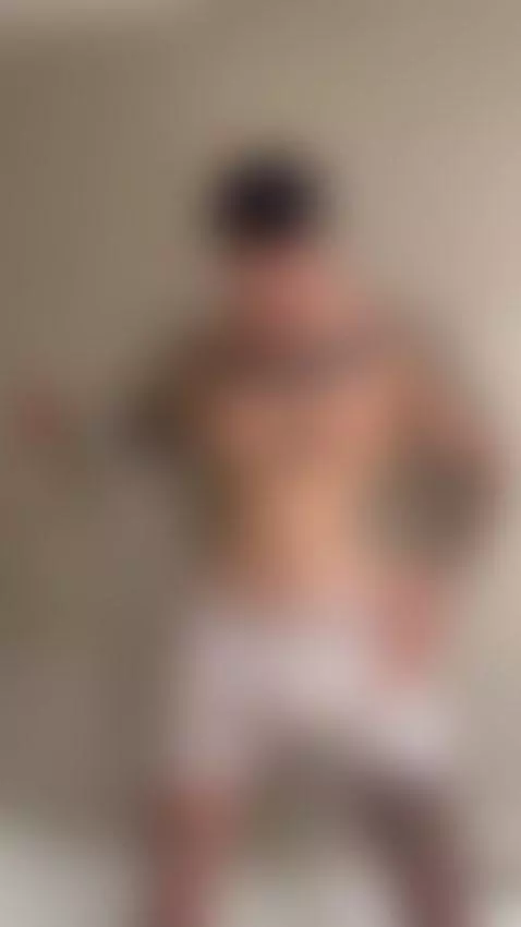 My huge dick is wet by eldesc0