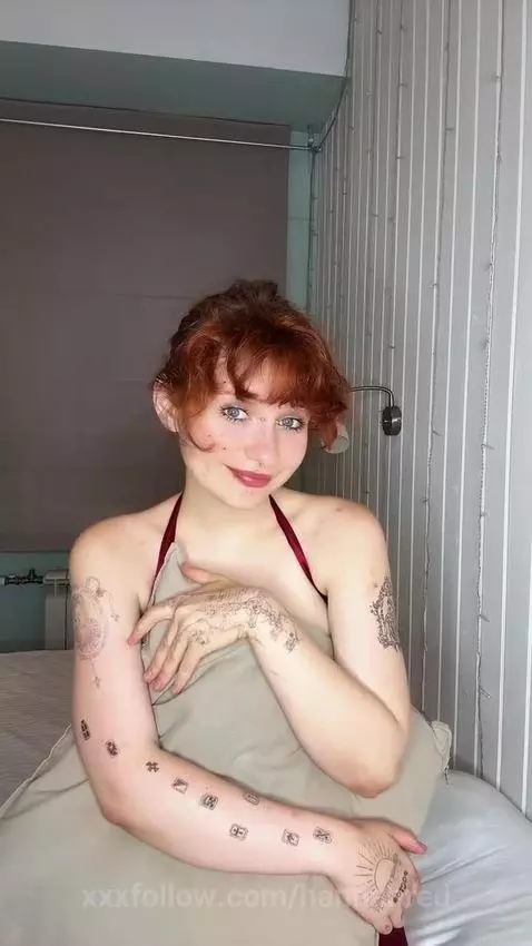 💜Guys who aren't afraid to eat it from the back are my favor... by hannahred