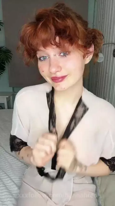 I'm Tiny but Delcious 😝💋 by hannahred