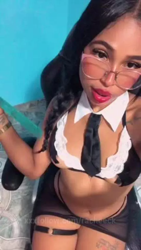 Follow me on the platforms I'm online enjoy my show by racheeck