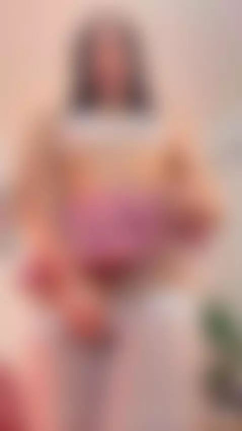 panty house show for u!  online now by valentinarossi1