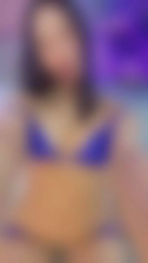 online now!  would you like to give me a massage 🫣🫣👀👀 by valentinarossi1