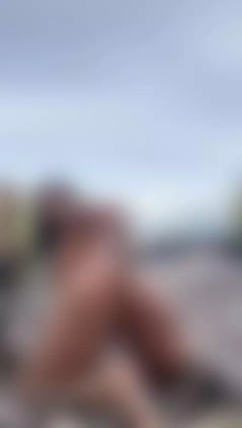 Sobre las nubes by ishollyshit