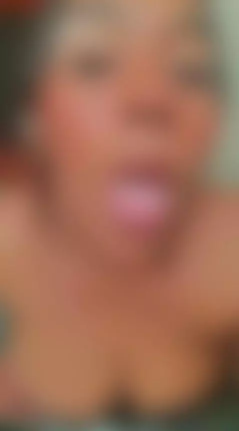 I hope nobody sees us, I'm very wet and I want to play by firemorocha1