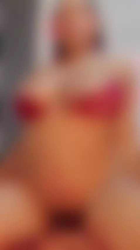Delicious ebony masturbates and fucks her playful pussy whil... by firemorocha1