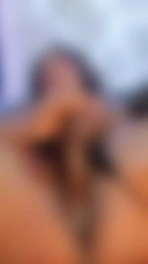 creampie in my pussy whith a gigant dildo by firemorocha1
