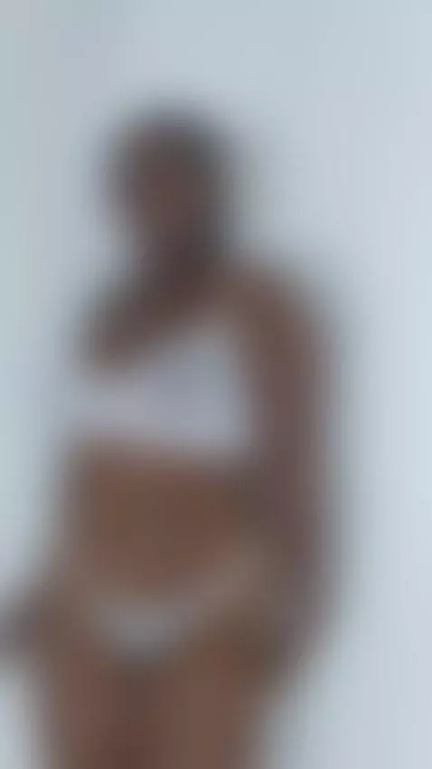 Break me into sighs 😮‍💨💋 by erismodel3