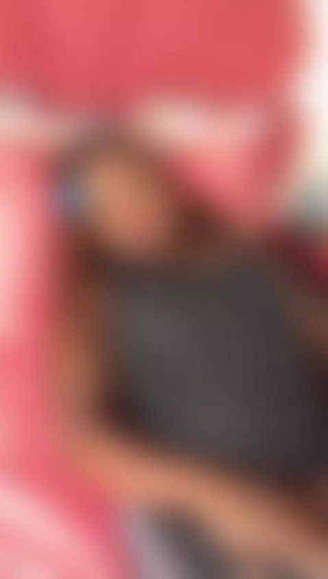 The closer to you, the hotter 💓🔥 by erismodel3