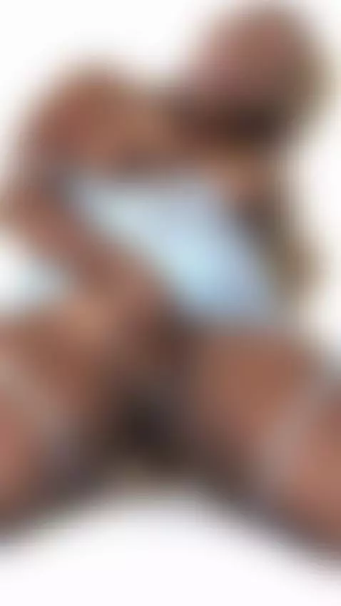 “There are things I only show in private 😈🥵 by erismodel3