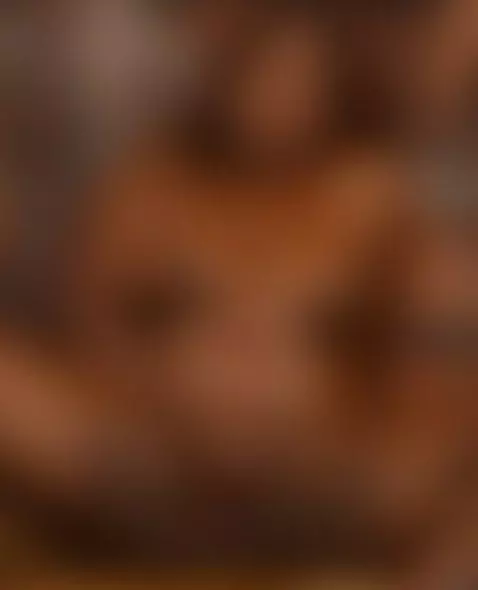 Come closer… look at me 😈🔥 by erismodel3