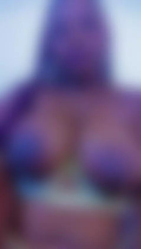 Hey honey, mom will give you breastfeeding, come to the live... by erismodel3