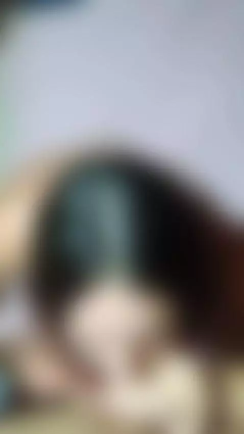 Bitch deep Throat 
big girl 
How do you want the next one to... by cmg1927