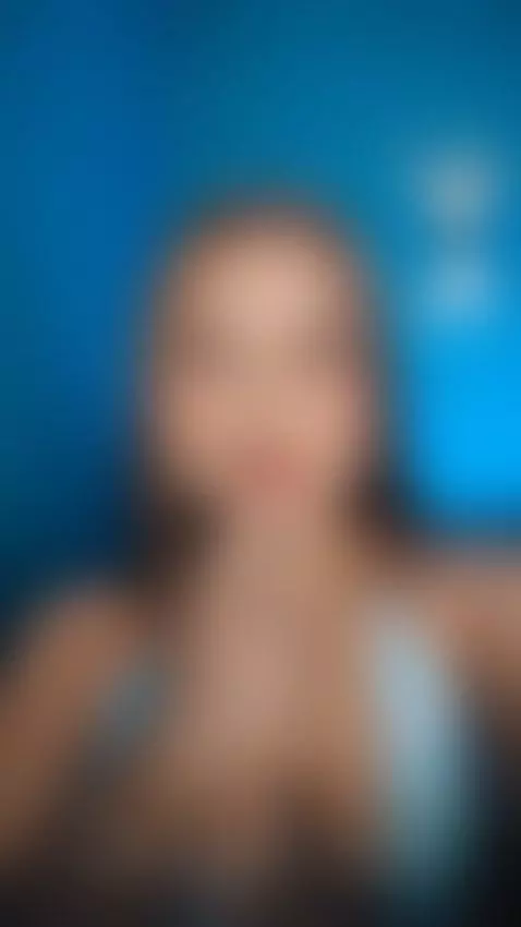 Hi honey, im online. Come and meet our fantasies by jessyymorgan