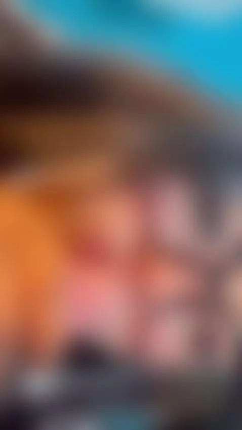 lapiz labial me dejas usar el tuyo by laurafoox