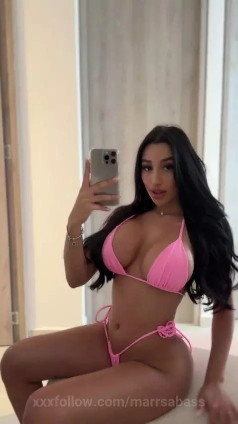 Feliz viernes 😏 by marrsabass