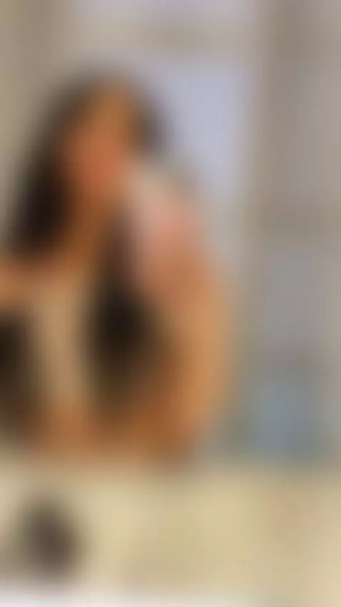 me chupas las tetas papi 😏🔥 by meredithrossee