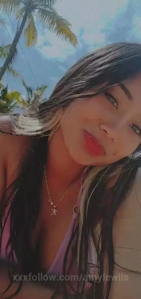 relaxation with desire to play by amylewiis