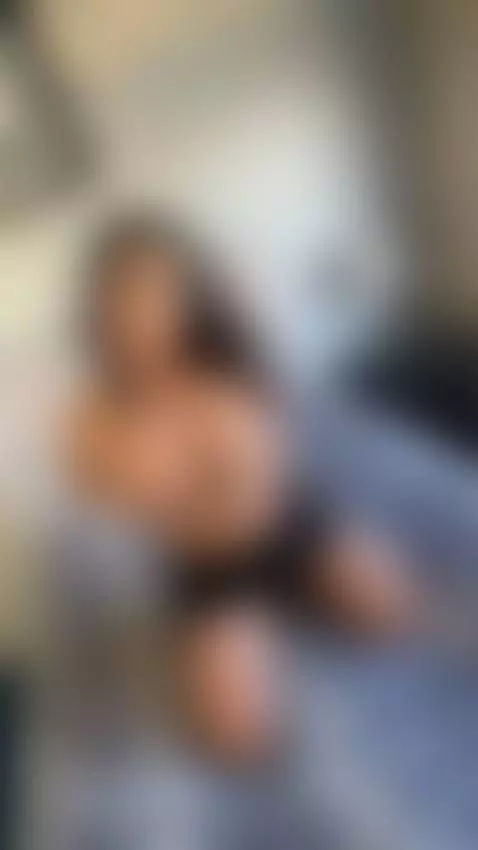 brunette, bigtits, bigass by amansalvaxxx