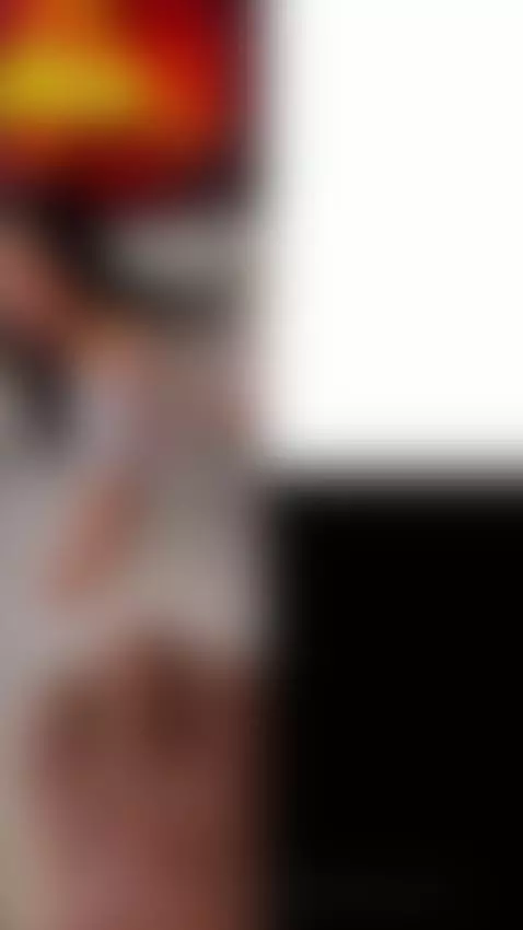 me dejas darte una chupadita papi ? by miadownson