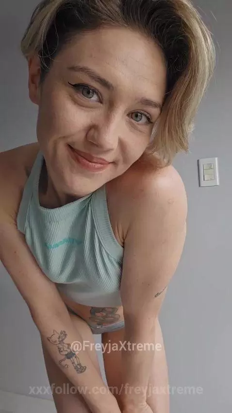 😏😘😘 by freyjaxtreme