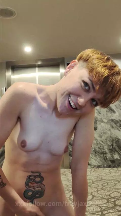 Squirt in the Hotel Lobby by freyjaxtreme