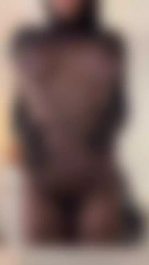 A sexy ass dance in a fetish mesh by miarouss