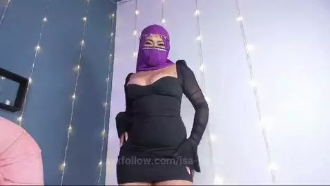 Remove all garments in live by isa-perez