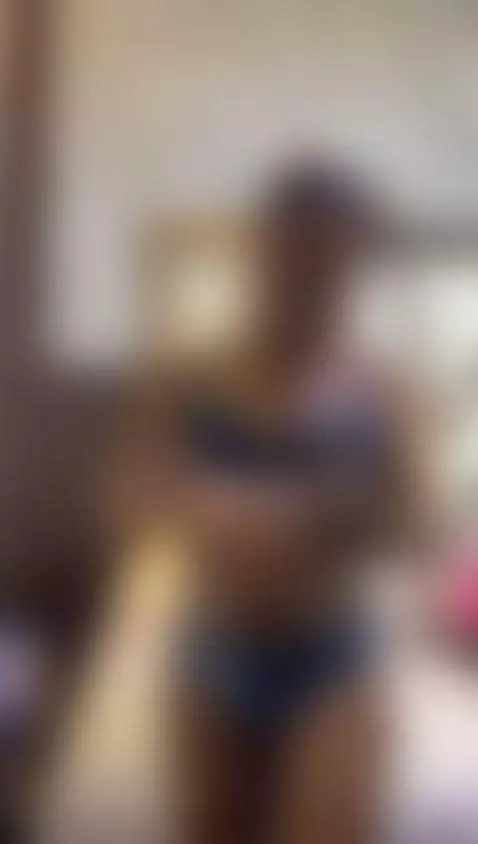 Temptation has my name by lola-hornei