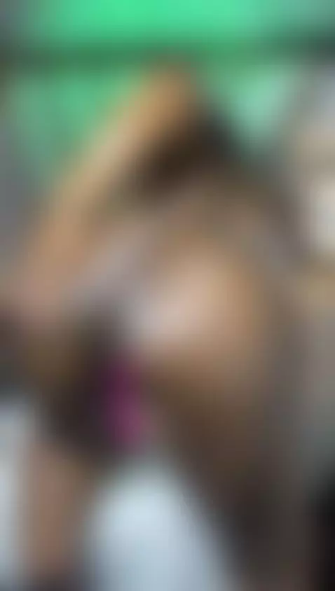 Come, I show you my most provocative side by lola-hornei