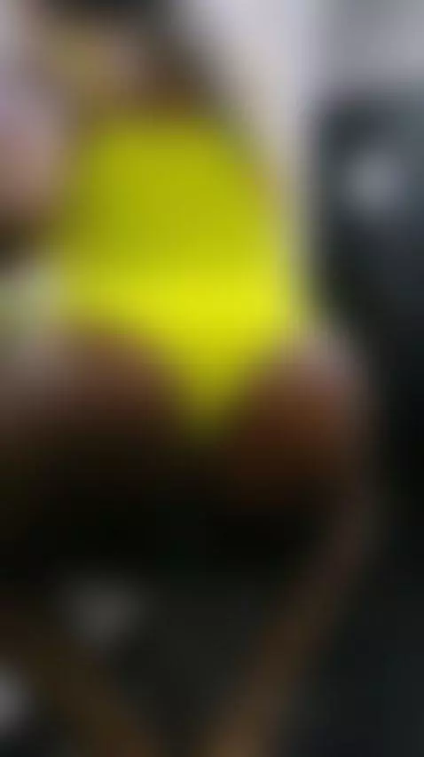 how delicious to move my ass for you! 🥵 by lola-hornei