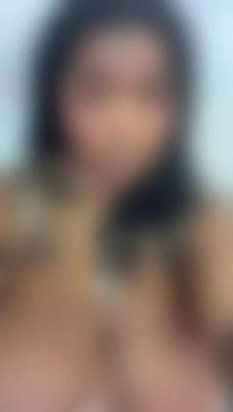 Make me laugh and I will moan 💖 by ana-fuentes