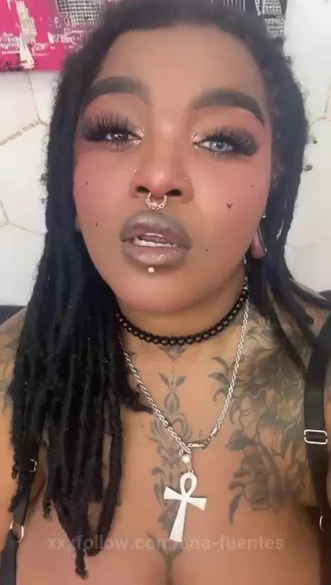 Come to my room I will be hoped that you arrive and we can h... by ana-fuentes