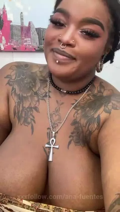 Is here your favorite girl 🤭💥 by ana-fuentes