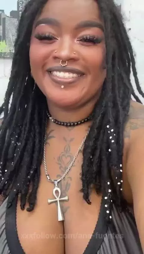 Hey I am returned, do not miss for a while to grab me👀😲🥺 by ana-fuentes