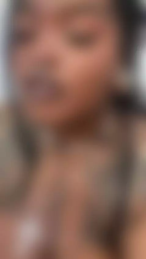 I wanted to see you every day ... I wait for you in my room ... by ana-fuentes