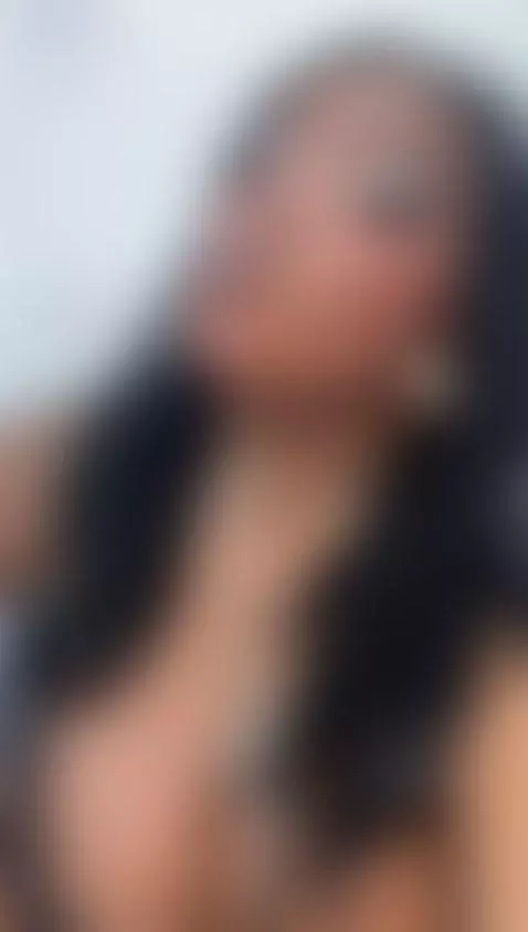 If you visit me I will cover your body with my kisses 💋🥵🥺 by ana-fuentes