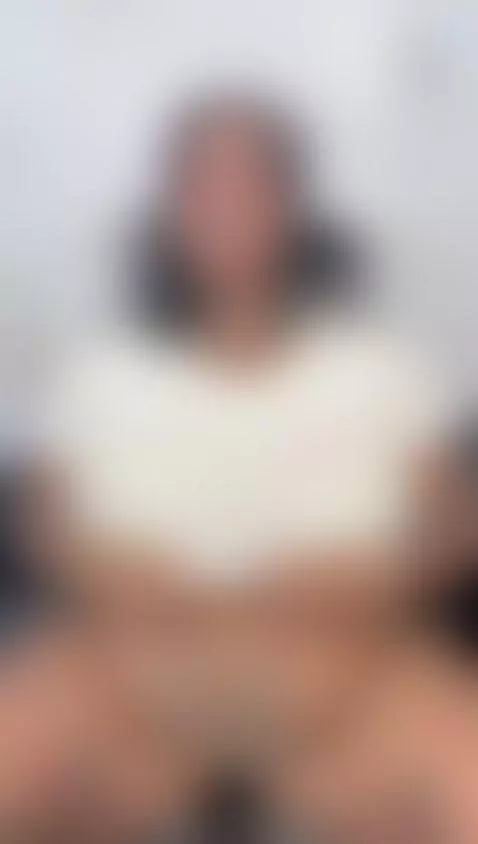 U like this big body? whit big ass and boobs by ana-fuentes