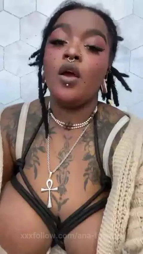 yes, my boobs are tied, come to see what else is tied too 🤭💥 by ana-fuentes