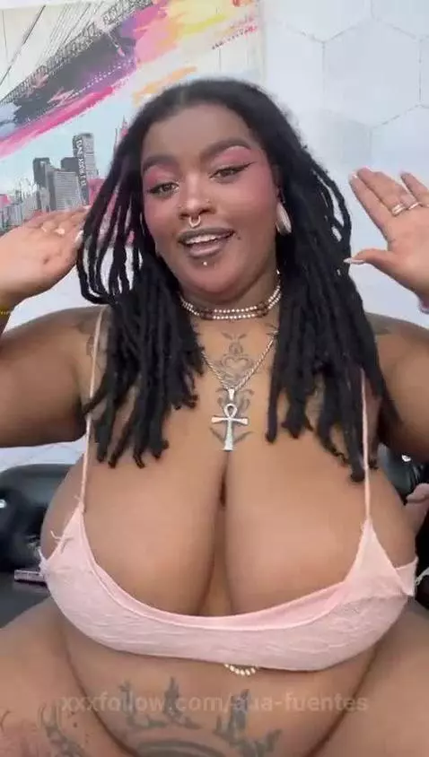 Greetings and sensuality, im all that you want and need in y... by ana-fuentes