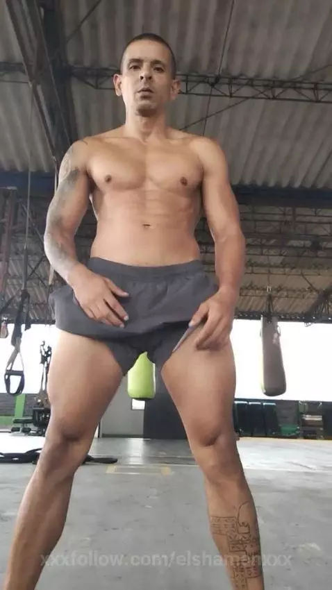 Your Valentine's gift leaving the gym
onlyfans.com/elshamanx... by elshamanxxx