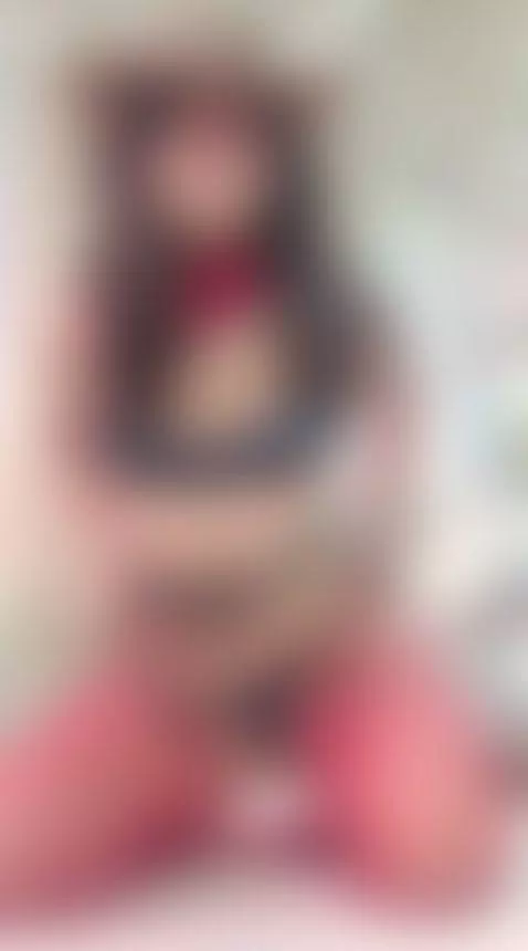 This girl is ready to show you all her lustful world until y... by ivannabellini01