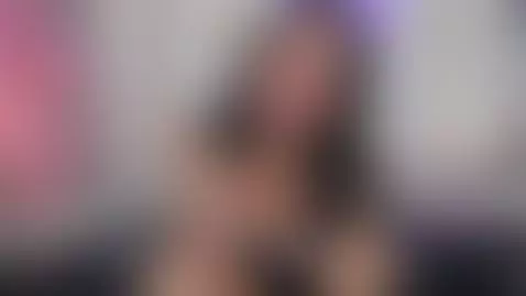 Ready to lose yourself in my gaze and let you carry💦 by ivannabellini01