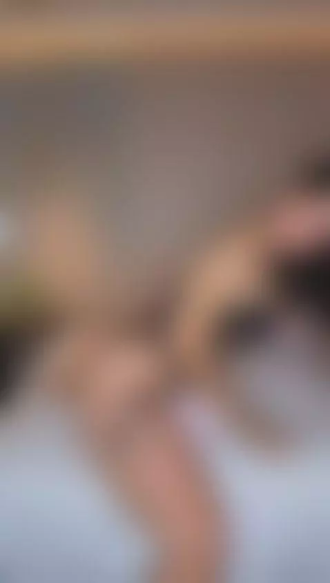 Do you like how i look with black? 🖤 by nathassa-grant