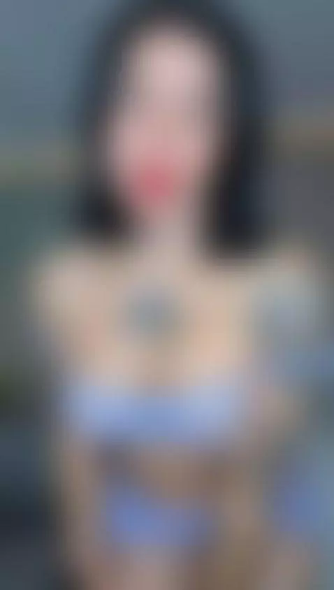 I'm very horny come see me by nathassa-grant