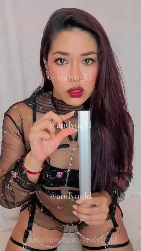 How many centimeters am I going to humiliate? by andyugld