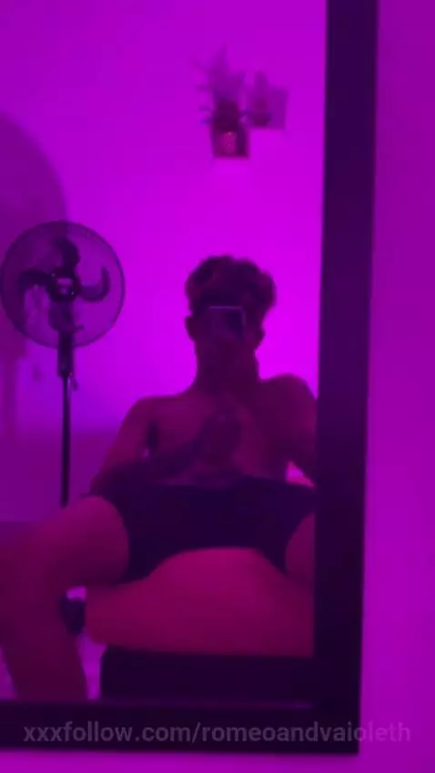 “I love knowing you’re watching me… Let me tempt you. 😏💦 by romeoandvaioleth