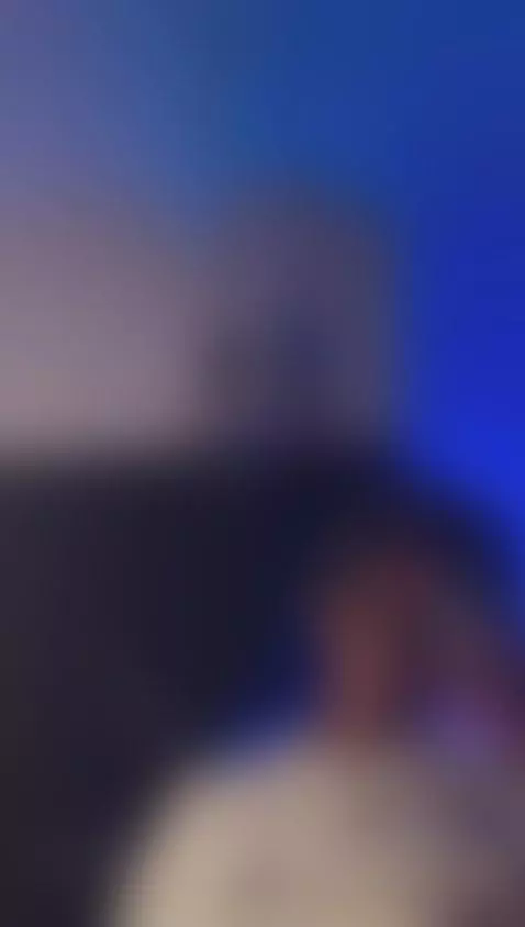 He doesn't say much when the body already speaks for itself. by romeoandvaioleth