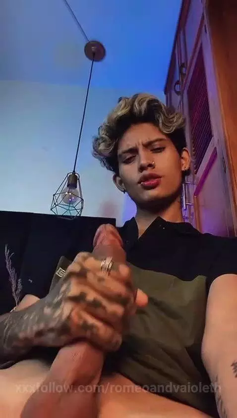 Between warm lights and cold looks 😎 by romeoandvaioleth