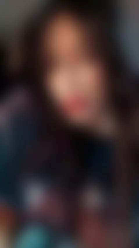 I'm online 🫣 by vaioletsan