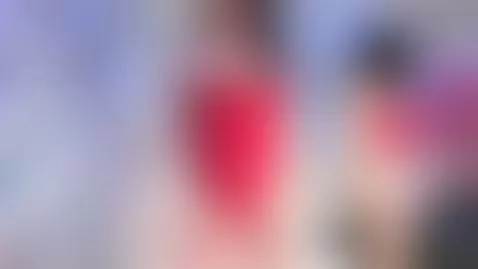 I'm not your girlfriend, but I can make you feel things she ... by parismorelli